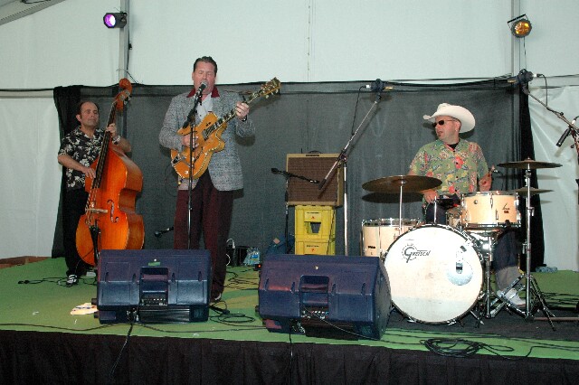 min 2008 05 04 retro rhythm 404